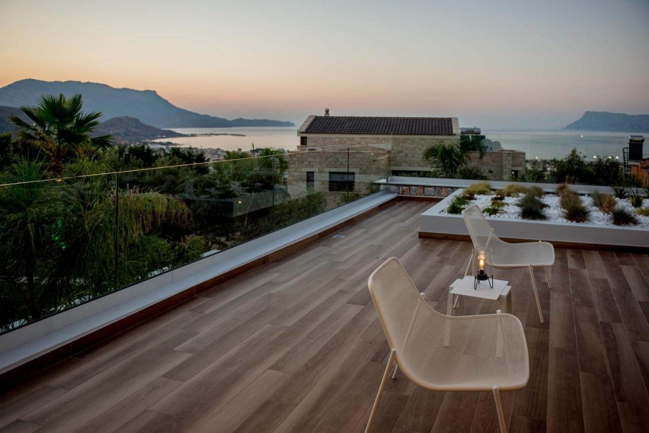 Villa Lydia I Superb Views, Two Pools, Next To The City كيساموس المظهر الخارجي الصورة