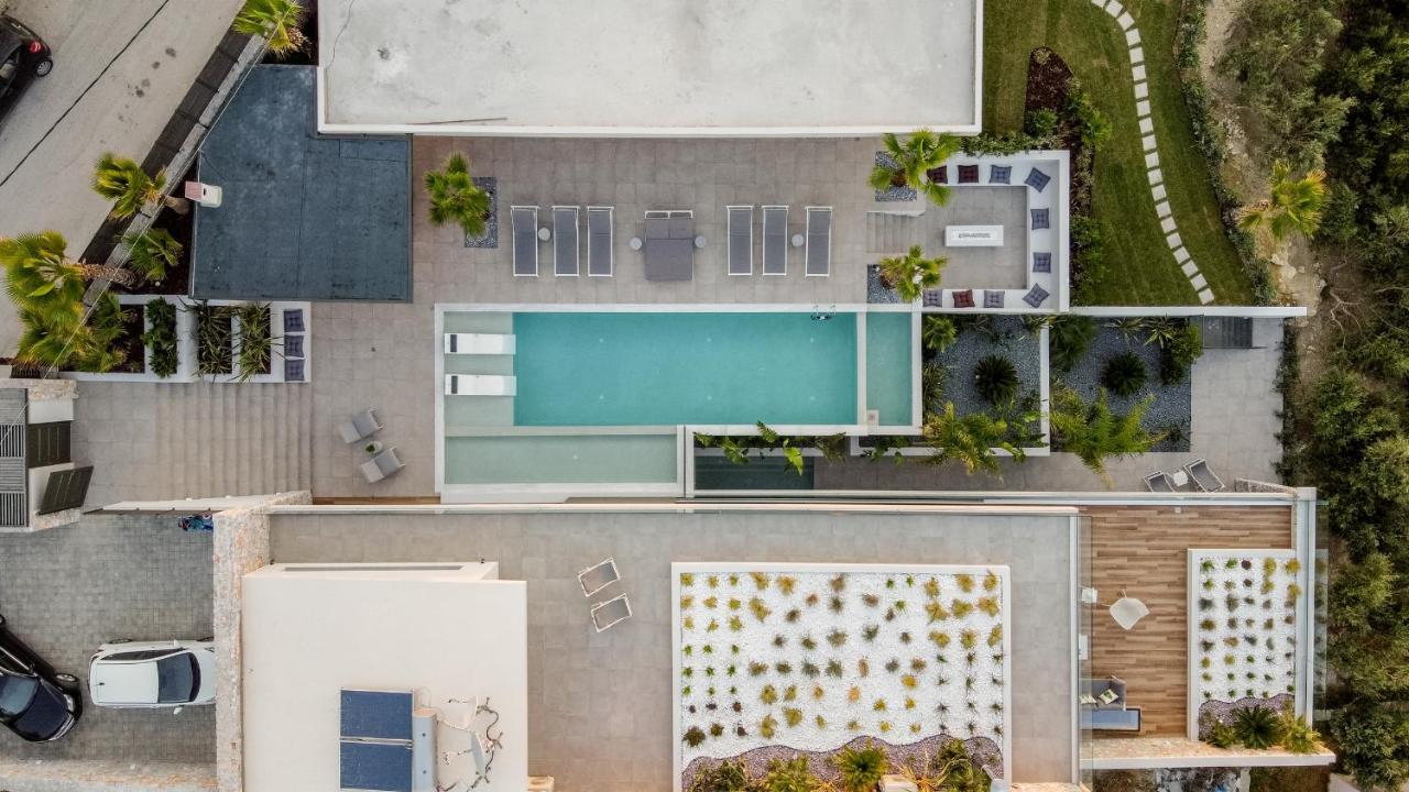 Villa Lydia I Superb Views, Two Pools, Next To The City كيساموس المظهر الخارجي الصورة